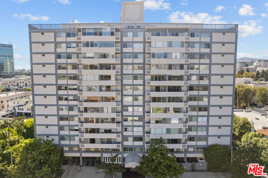 969 Hilgard Ave Unit: 809