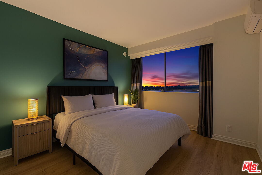 969 Hilgard Ave Unit: 809