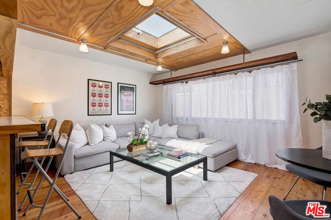 1524 10th St Unit: 6