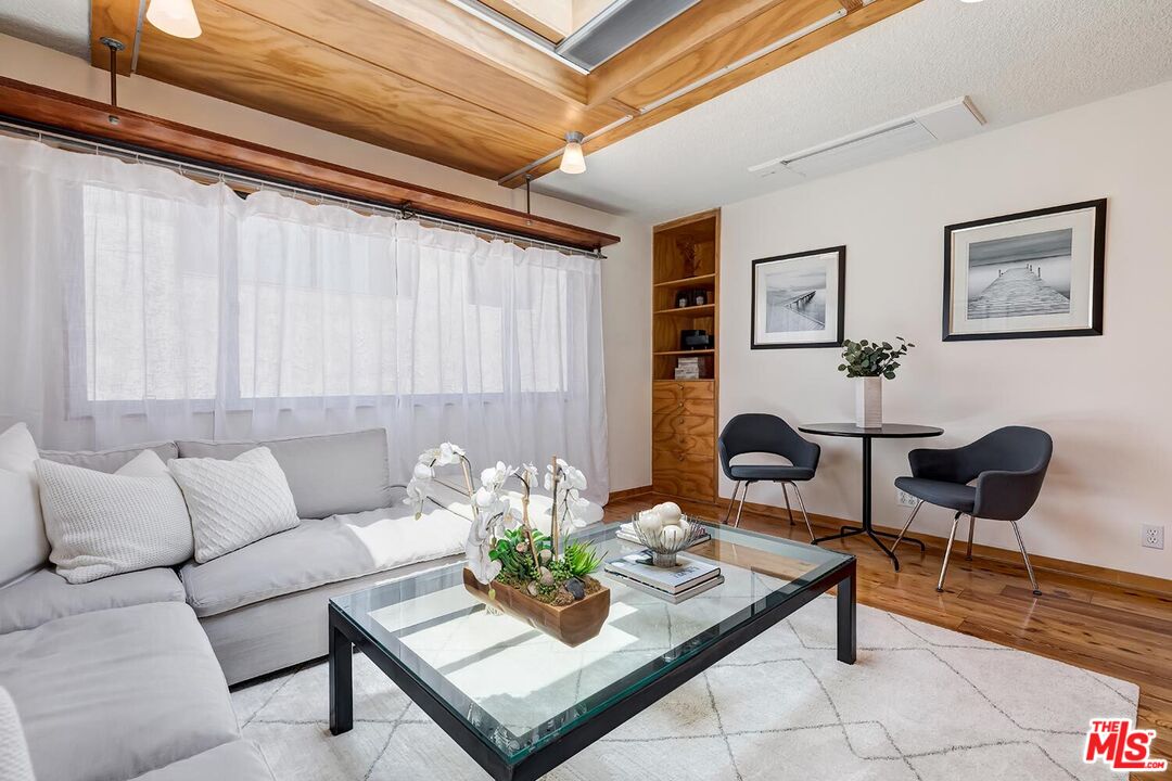 1524 10th St Unit: 6