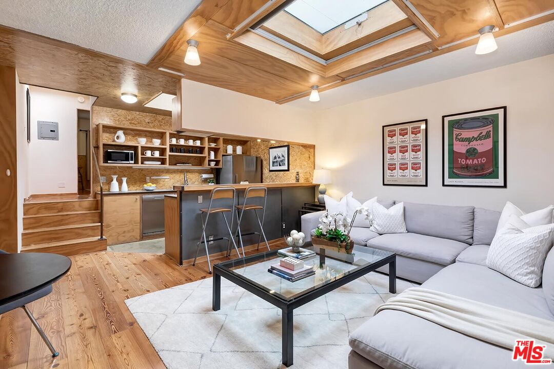 1524 10th St Unit: 6