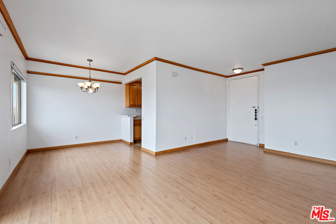 1115 S Elm Dr Unit: 412