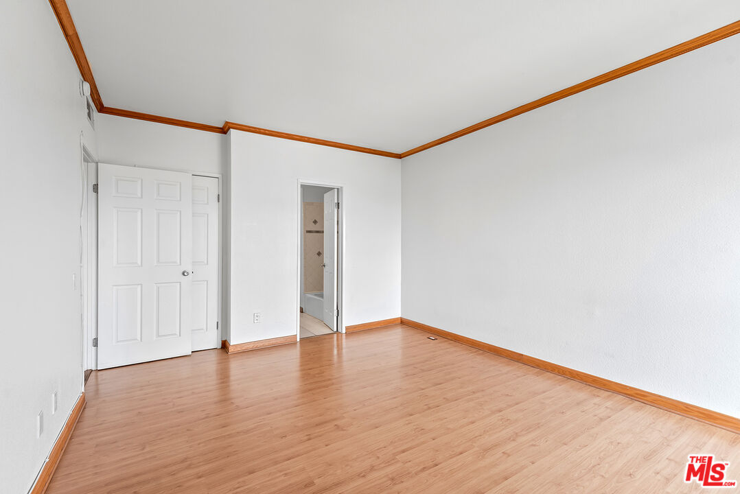 1115 S Elm Dr Unit: 412