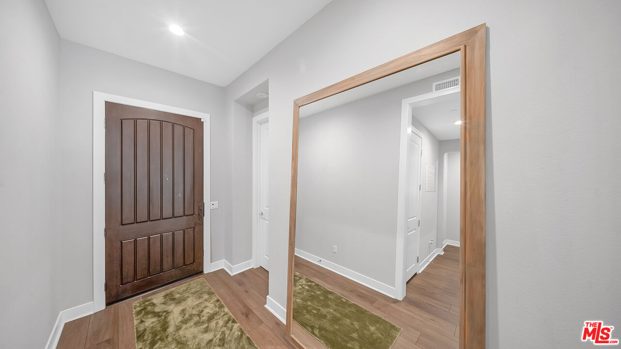 20643 W Wood Rose Ct