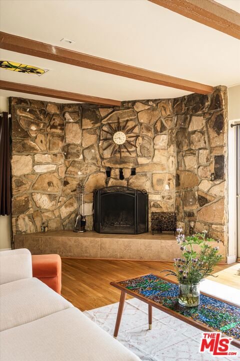 11111 Tujunga Canyon Boulevard