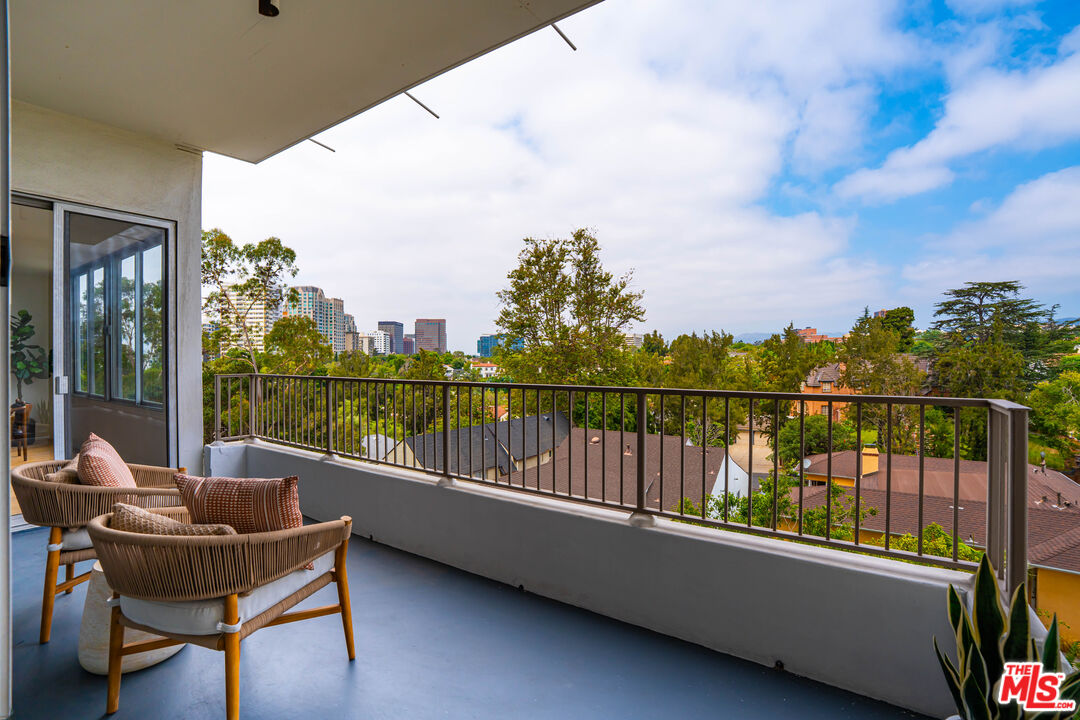 10501 Wilshire Blvd Unit: 816