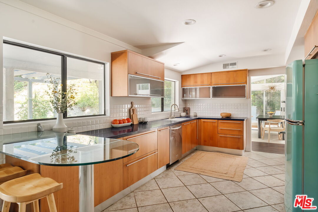 17008 Escalon Dr