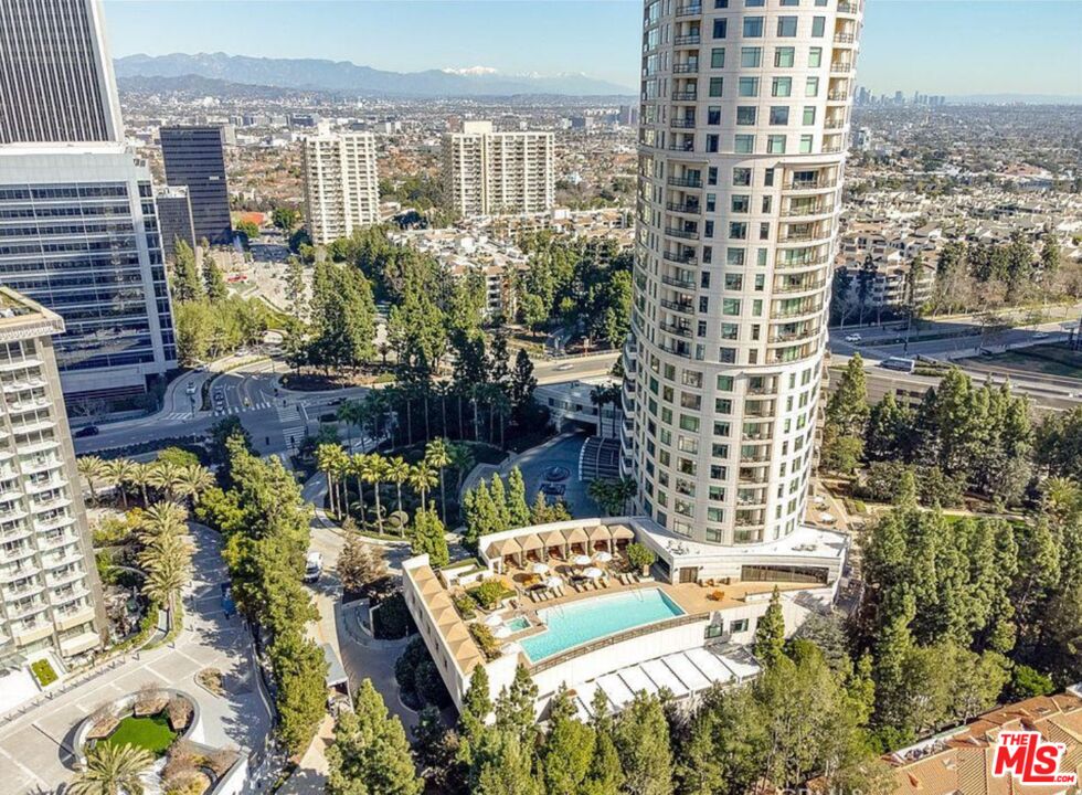1 W Century Dr Unit: 28B