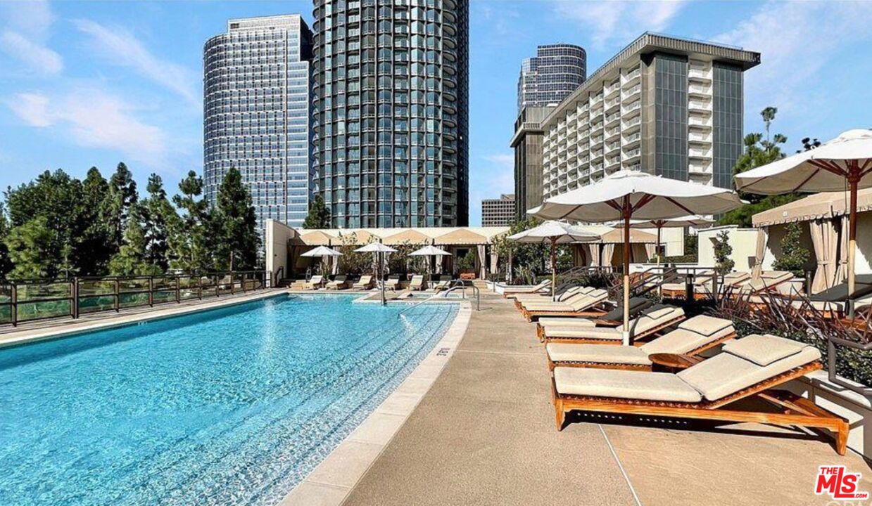 1 W Century Dr Unit: 28B