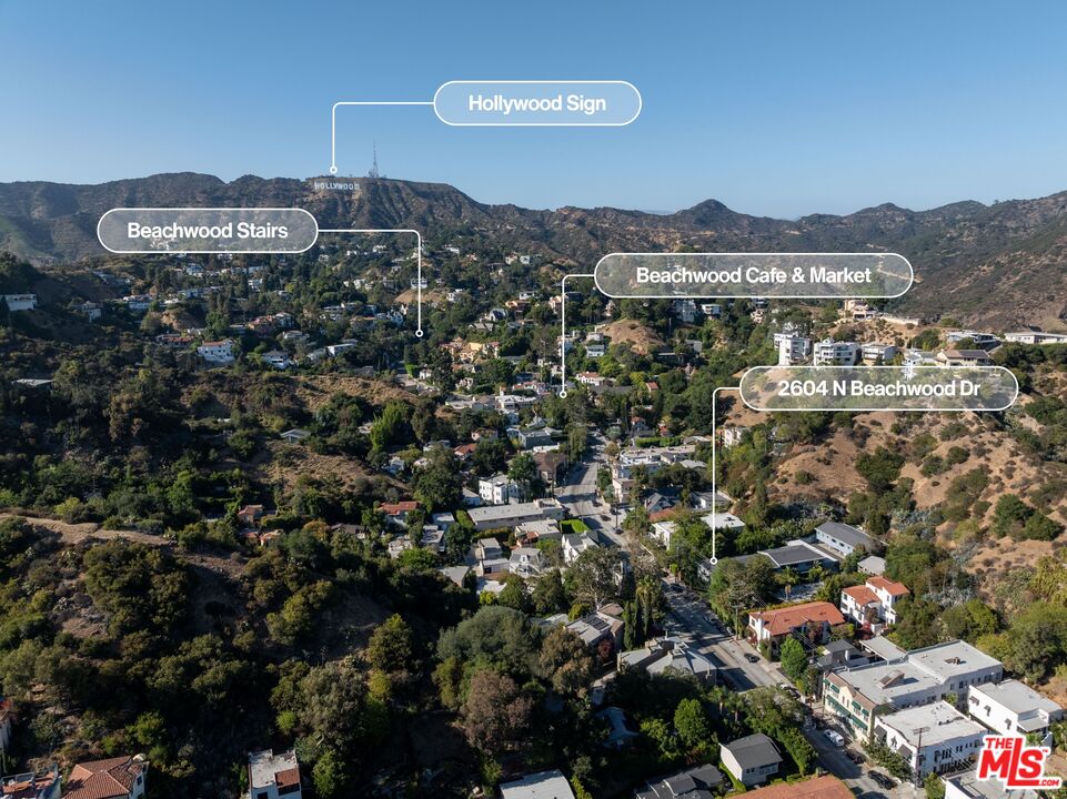 2604 N Beachwood Dr Unit: 2