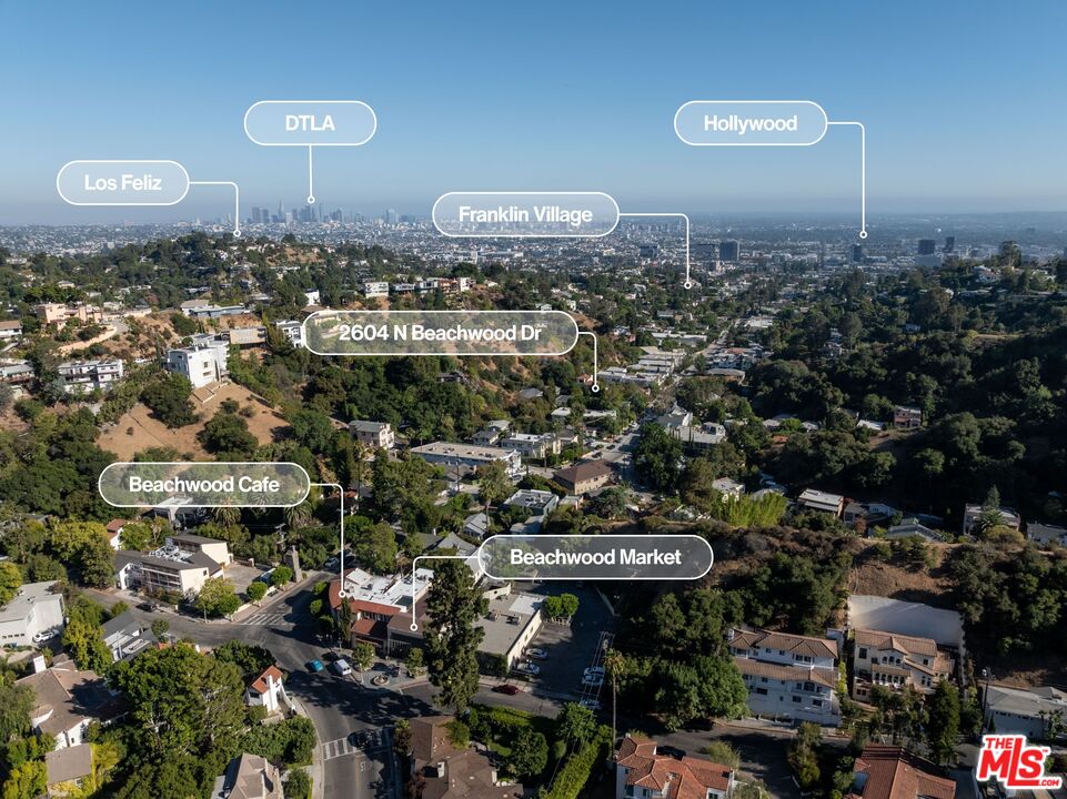 2604 N Beachwood Dr Unit: 2