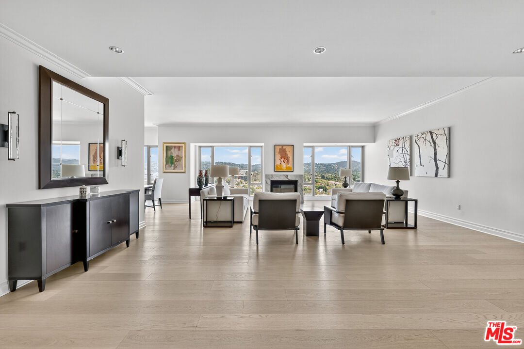 10727 Wilshire Blvd Unit: 1802