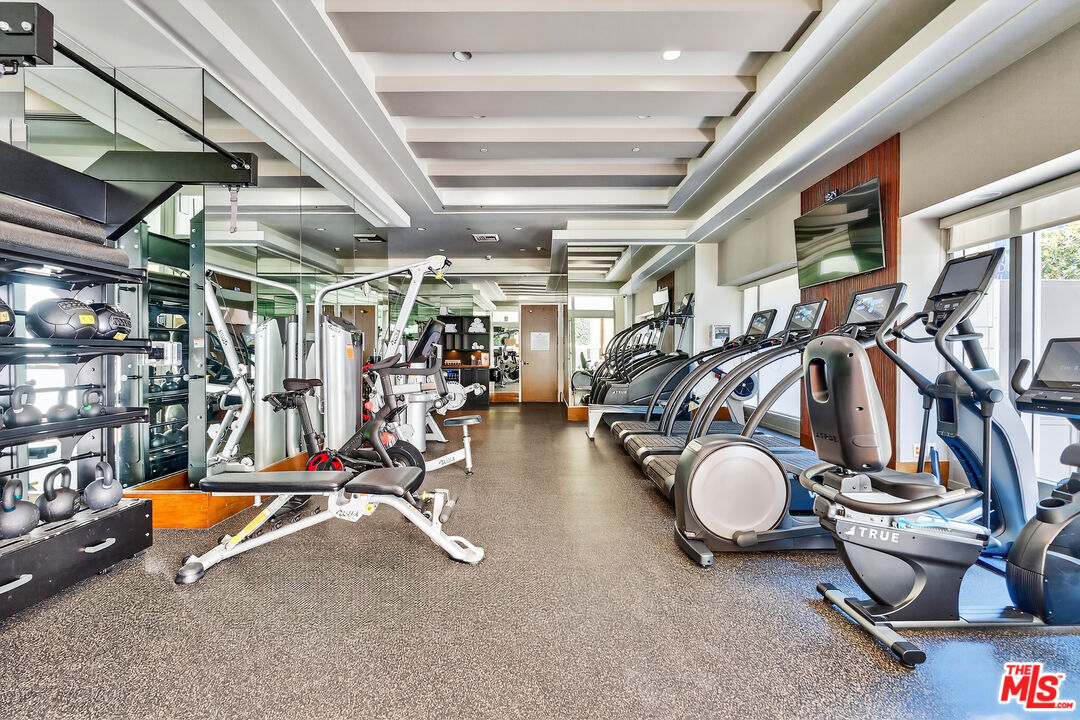 10727 Wilshire Blvd Unit: 1802