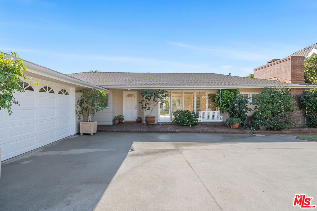 14972 CAMAROSA DR