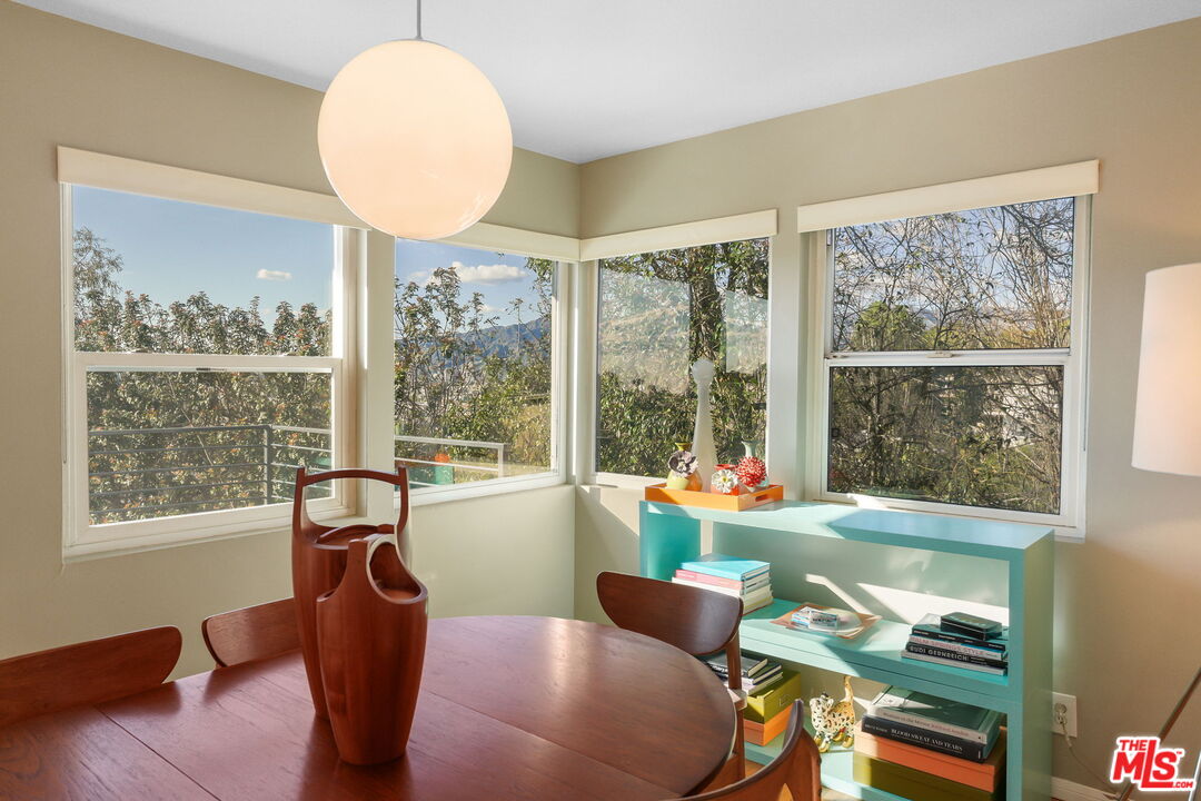 1313 Corona Dr