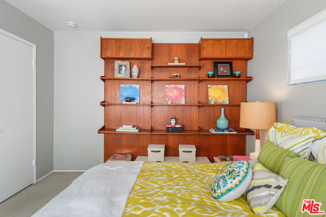 1313 Corona Dr