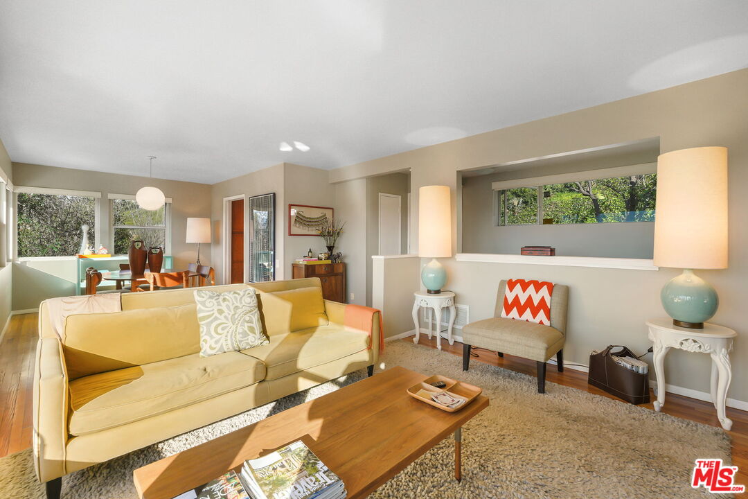 1313 Corona Dr