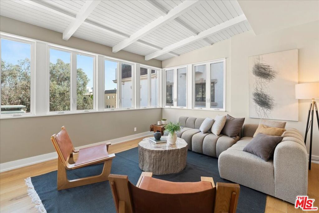 11627 Chenault Street 5