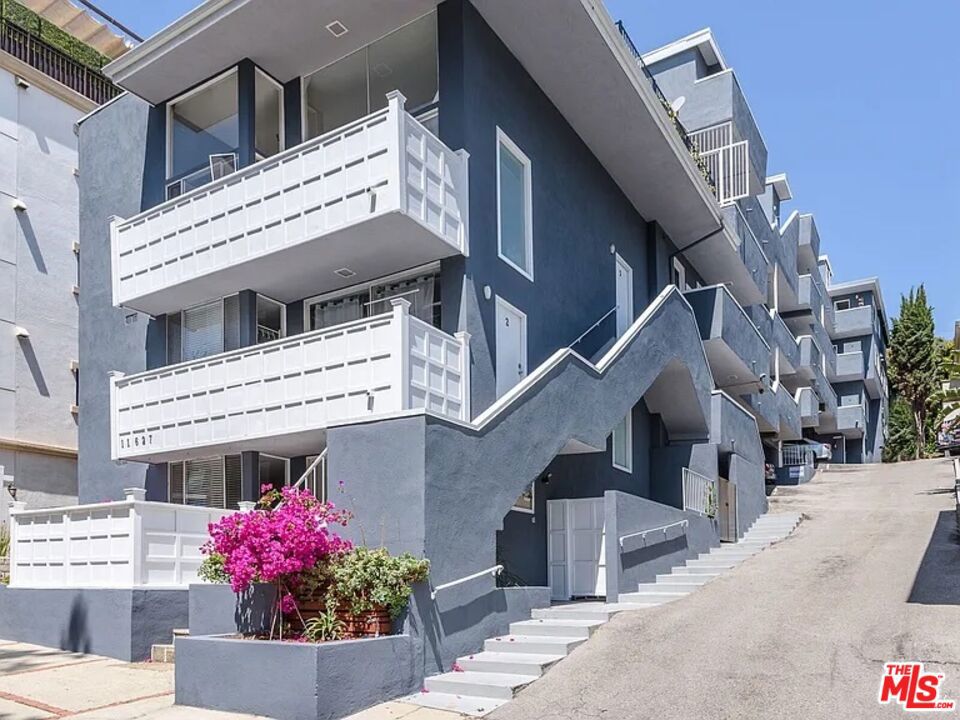 11627 Chenault Street 5