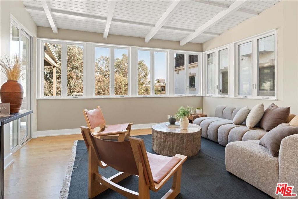 11627 Chenault Street 5