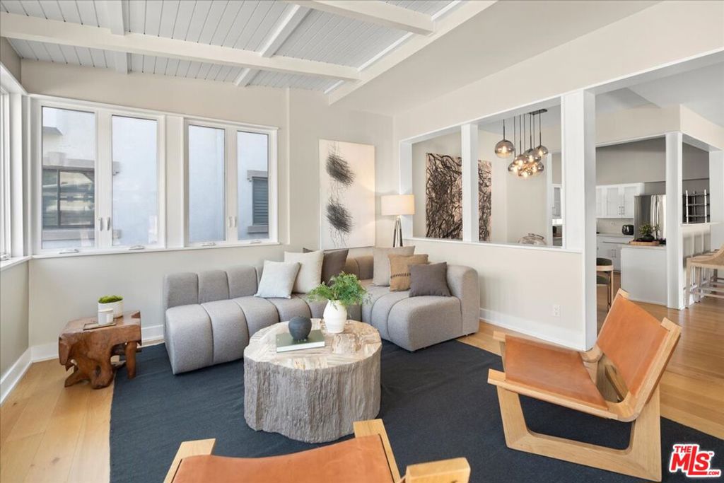 11627 Chenault Street 5