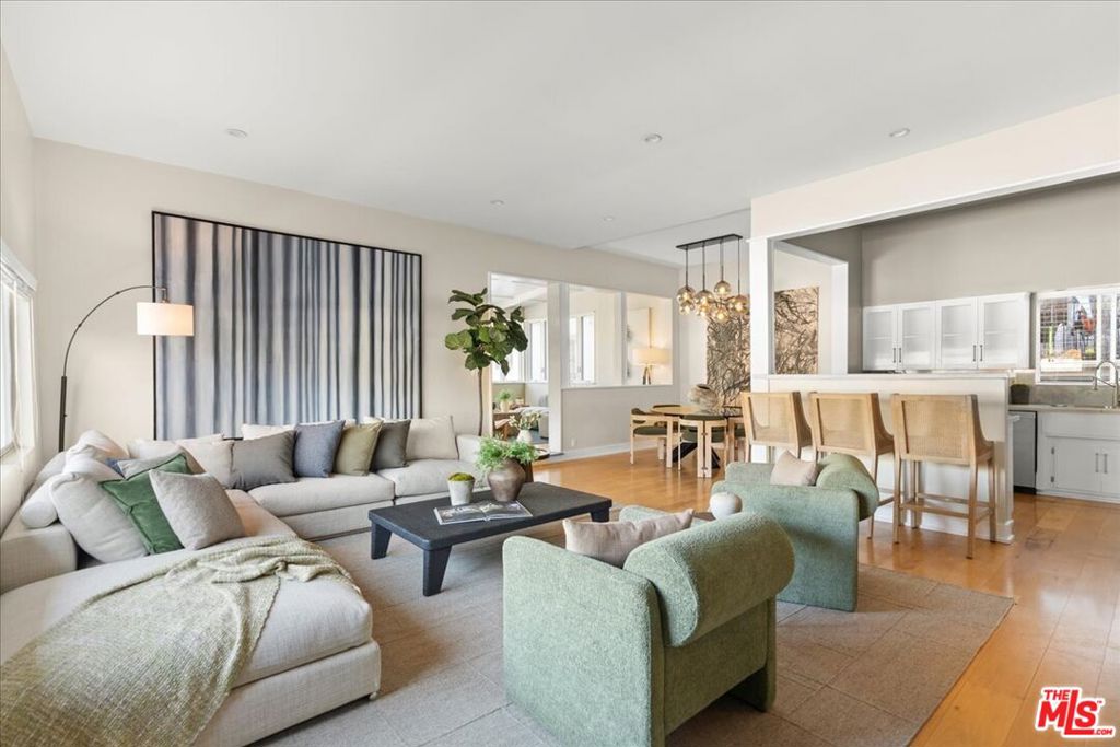 11627 Chenault Street 5