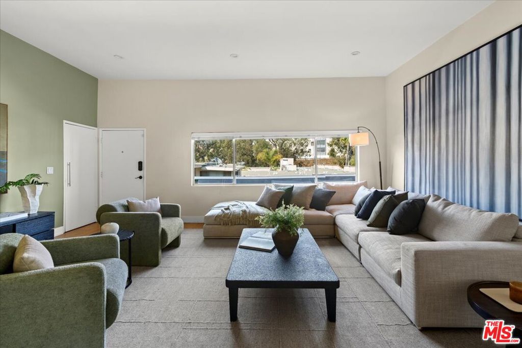 11627 Chenault Street 5