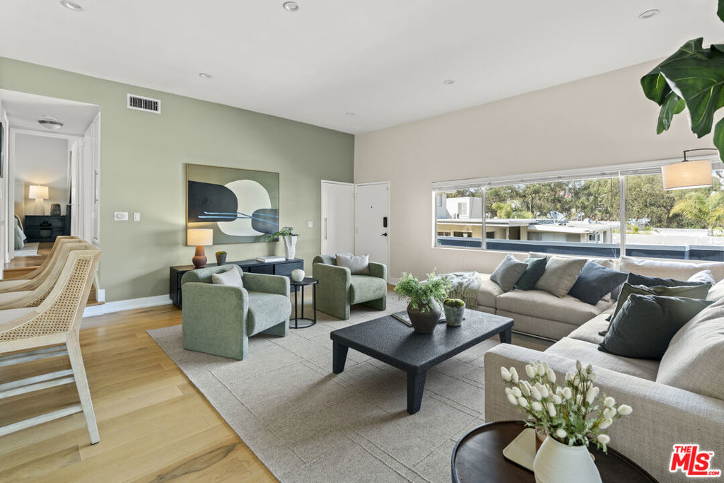 11627 Chenault Street 5