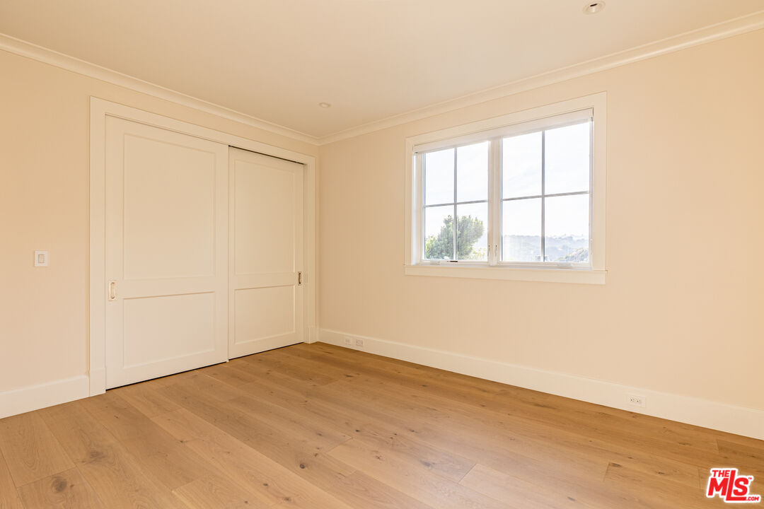 9929 Anthony Pl