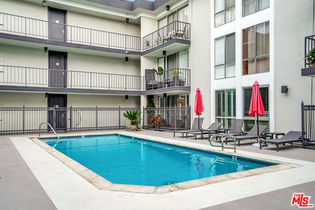 1351 N Crescent Heights Blvd Unit: 308