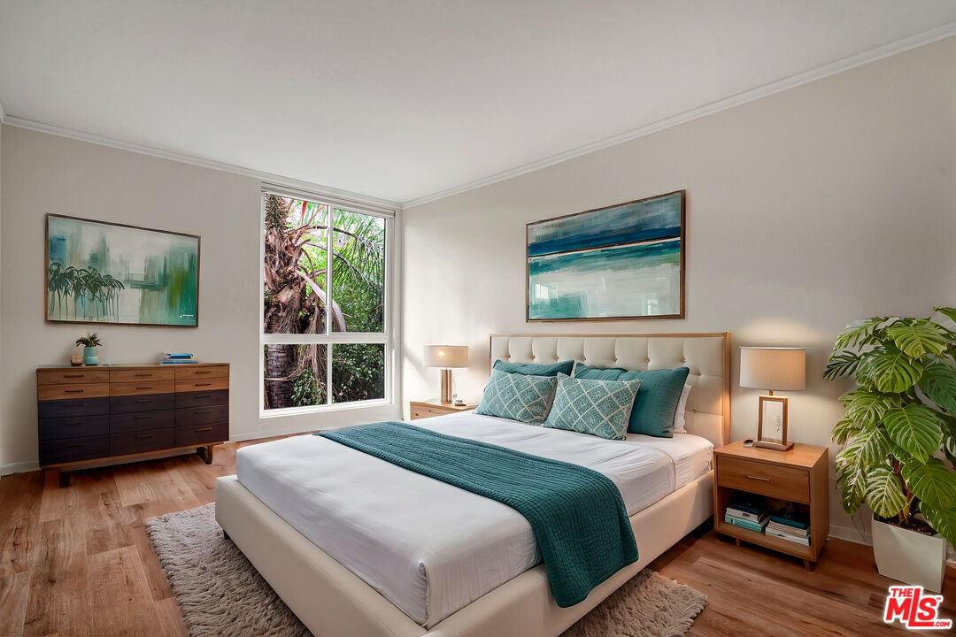 1351 N Crescent Heights Blvd Unit: 308