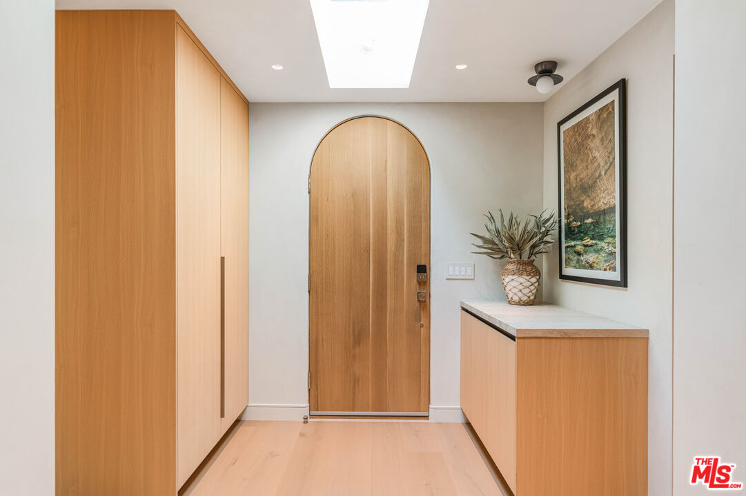23426 Erwin St