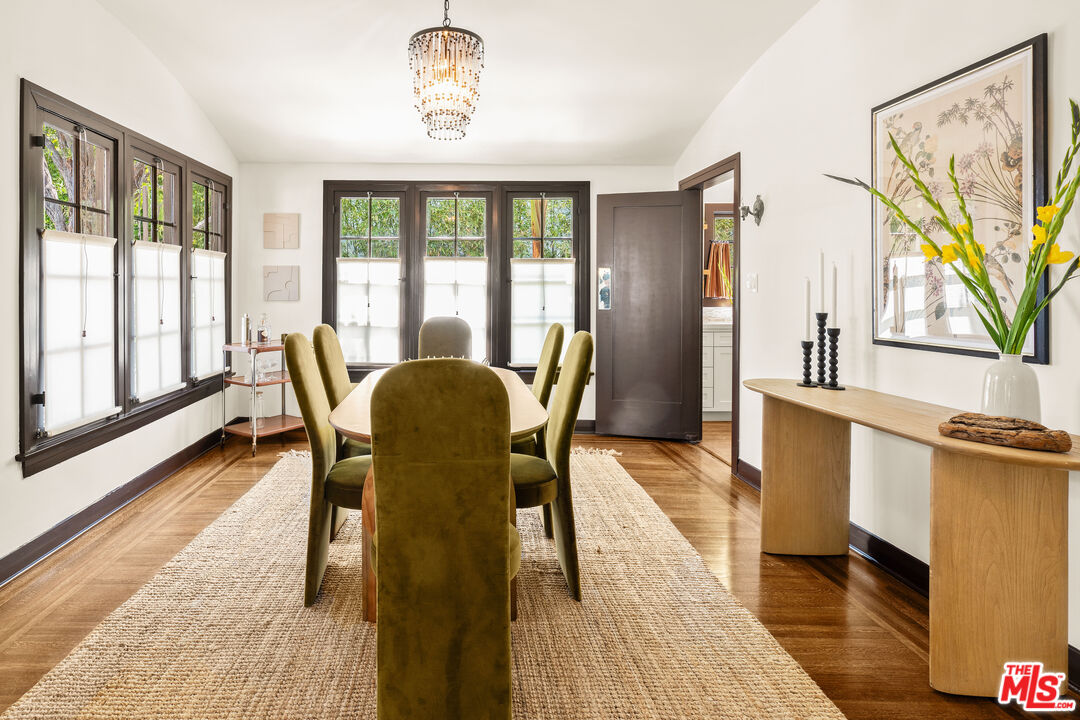 845 S Cloverdale Ave