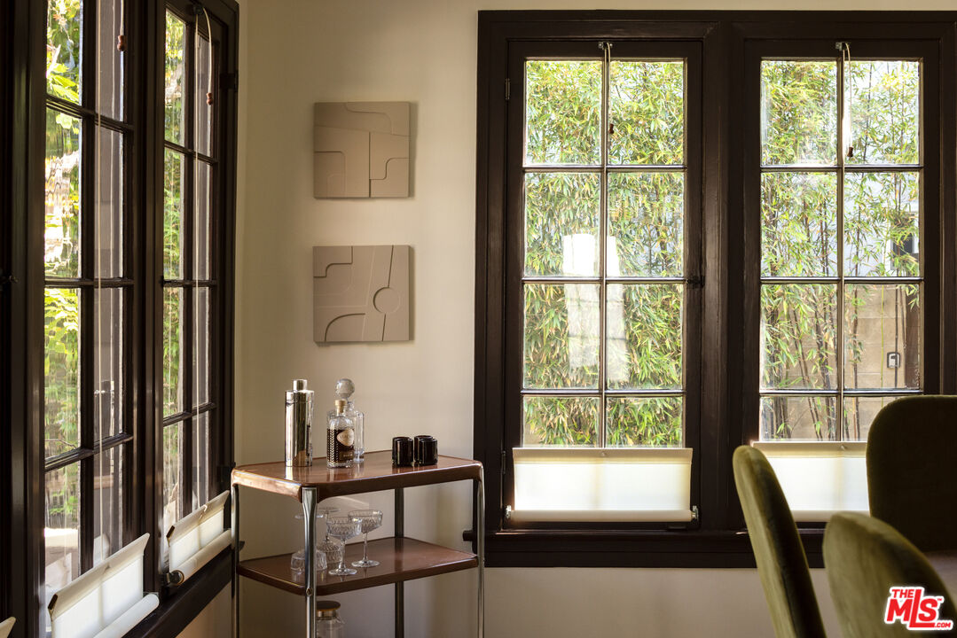 845 S Cloverdale Ave