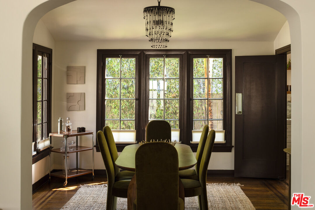 845 S Cloverdale Ave