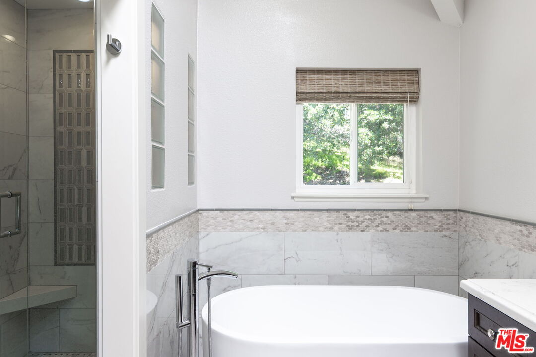 26430 Emerald Dove Dr