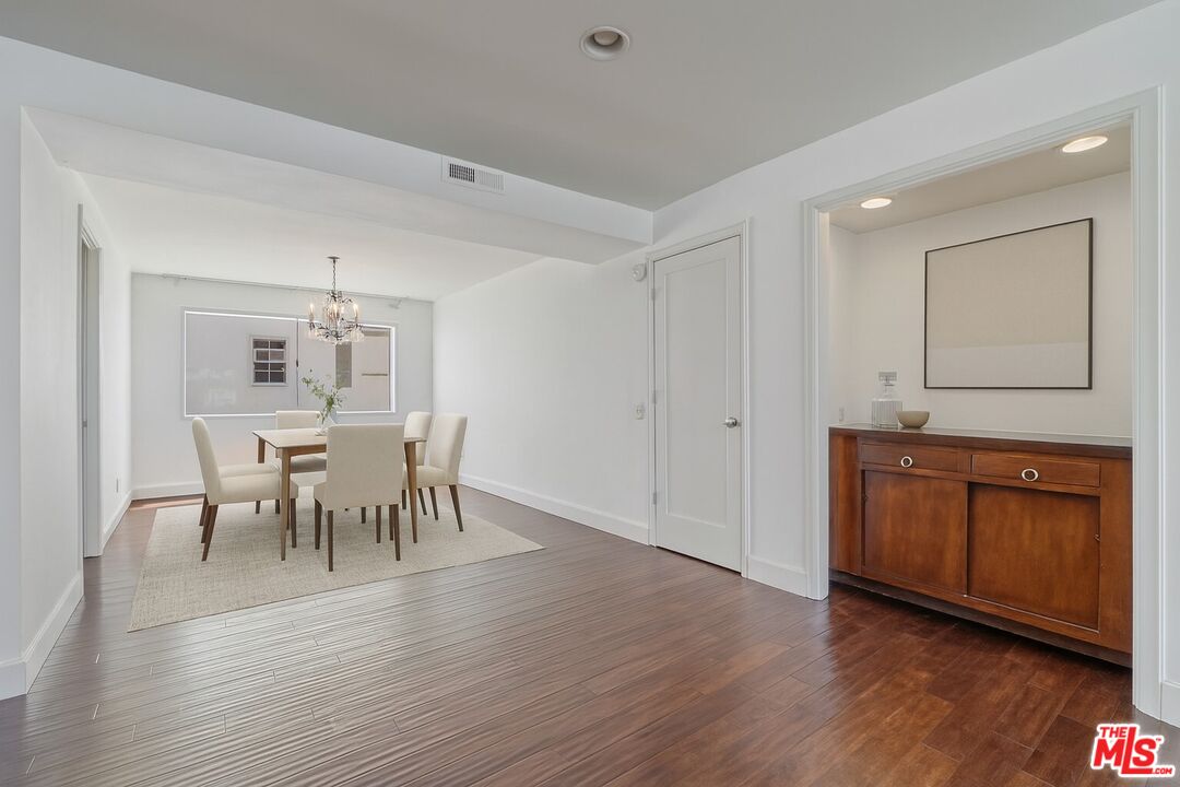 603 N Doheny Dr Unit: 2B
