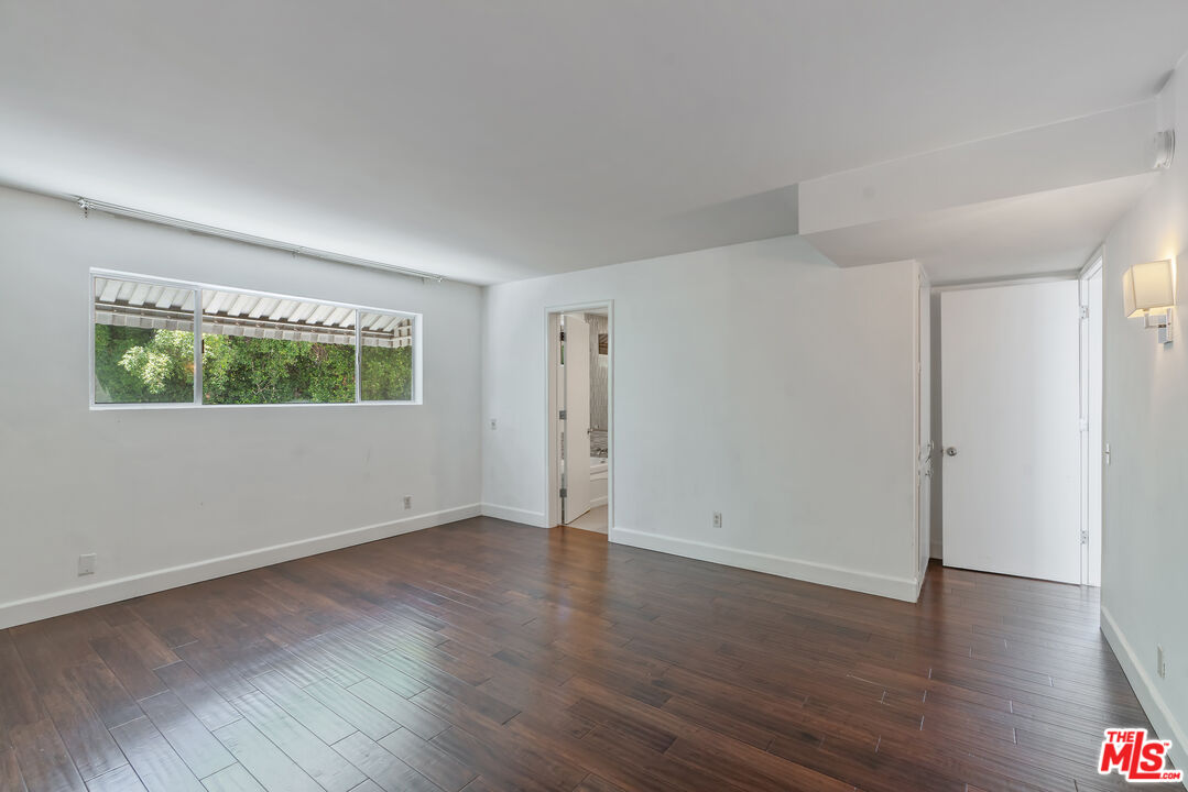 603 N Doheny Dr Unit: 2B