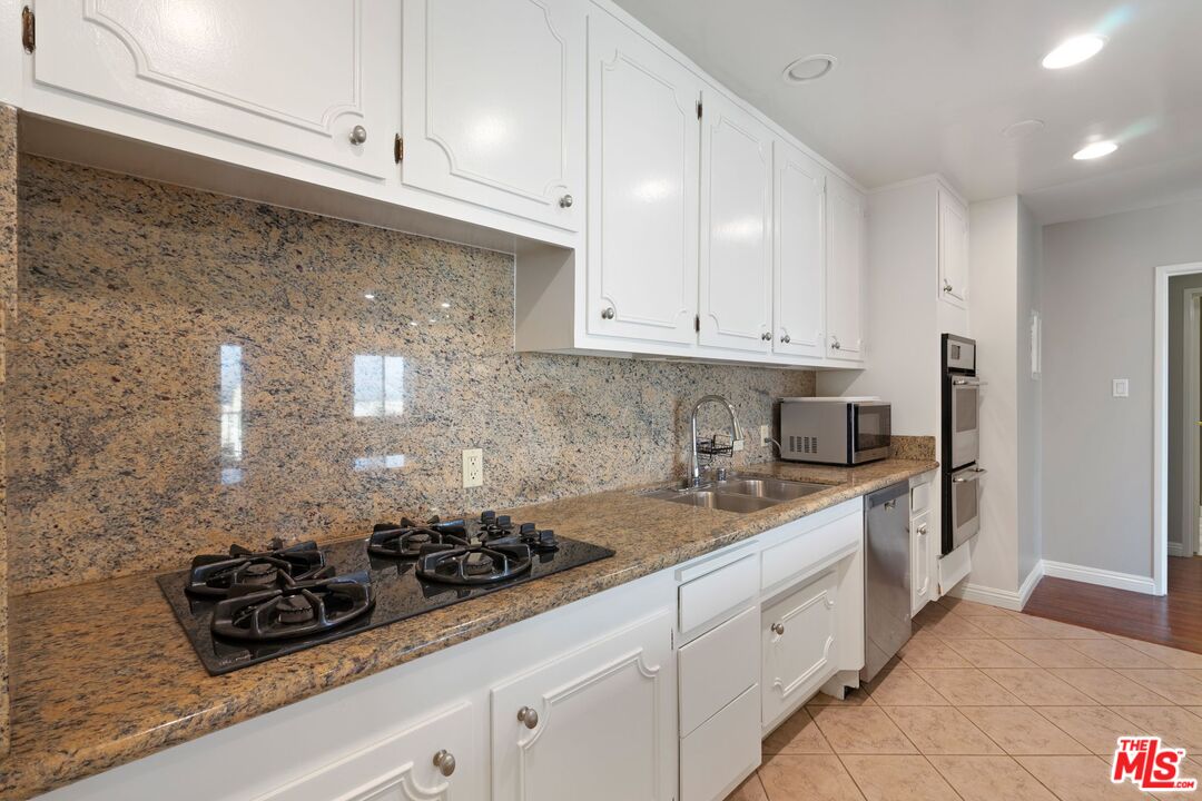 101 California Ave Unit: 1204