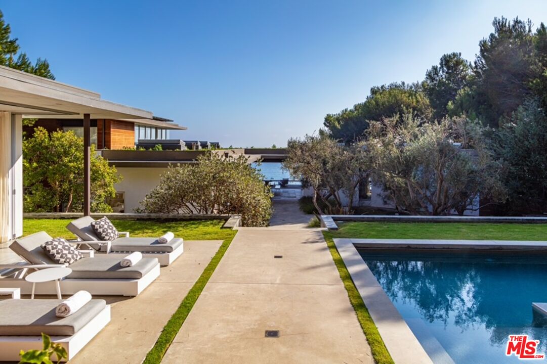 32554 Pacific Coast HWY