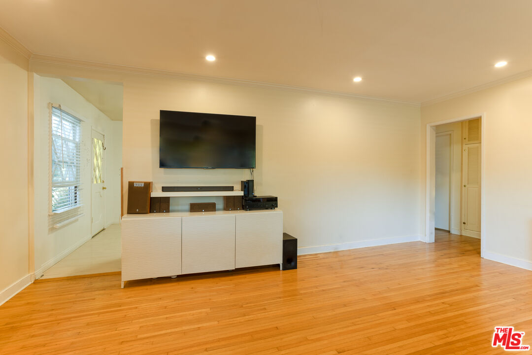 11202 Patom Dr