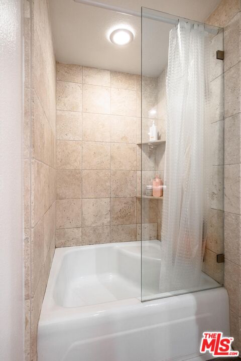 321 S San Vicente Blvd Unit: 101