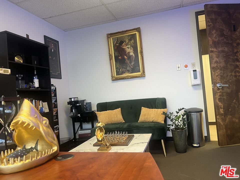 16133 Ventura Boulevard 700