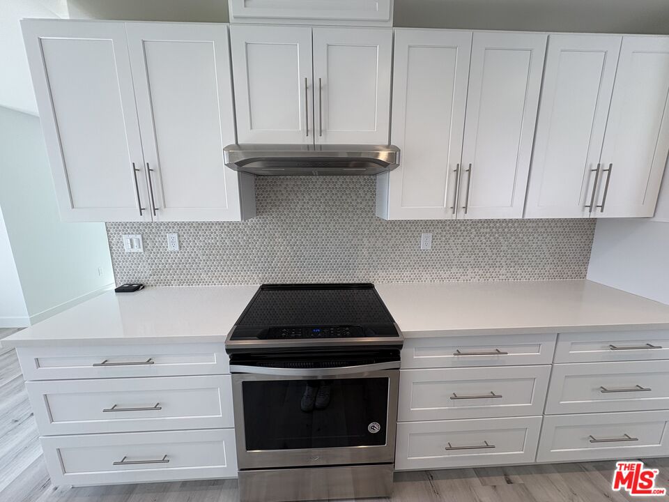 605 San Vicente Blvd Unit: 301