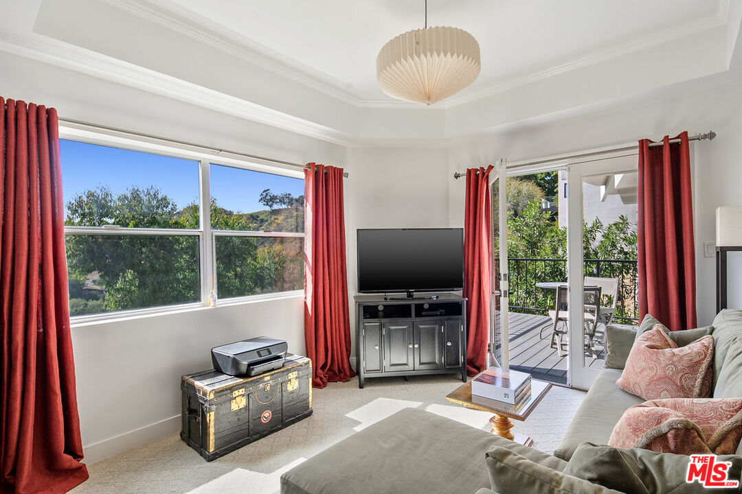 2609 Creston Dr