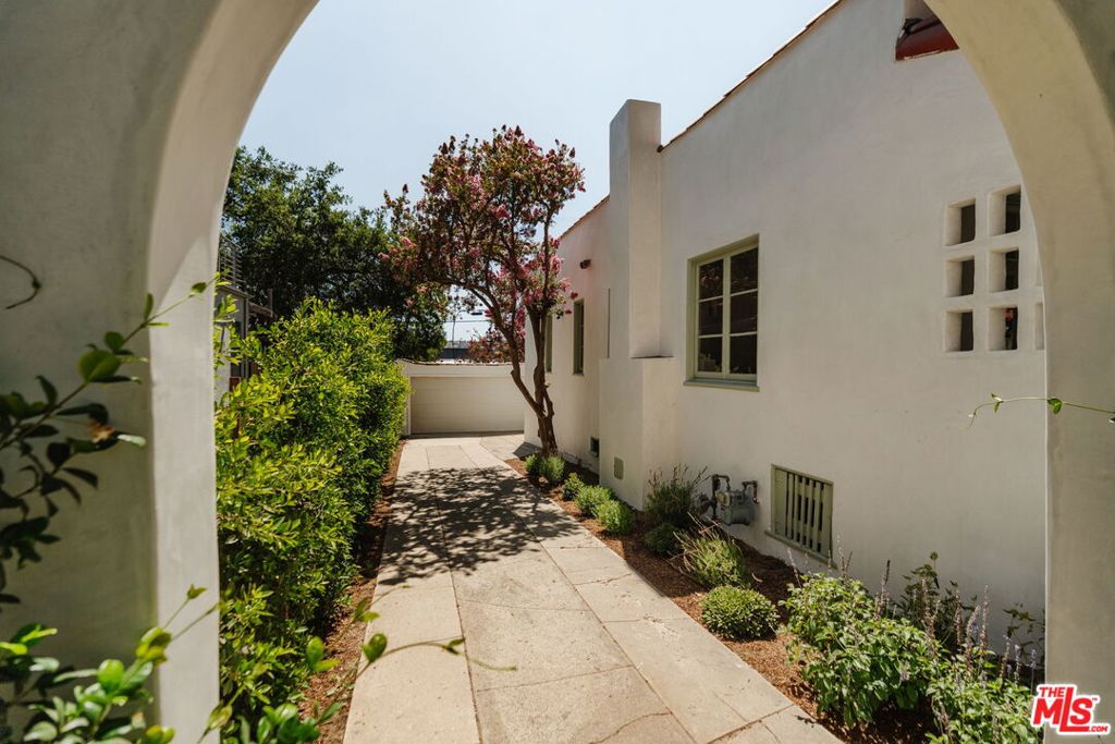 1308 Salisbury Road