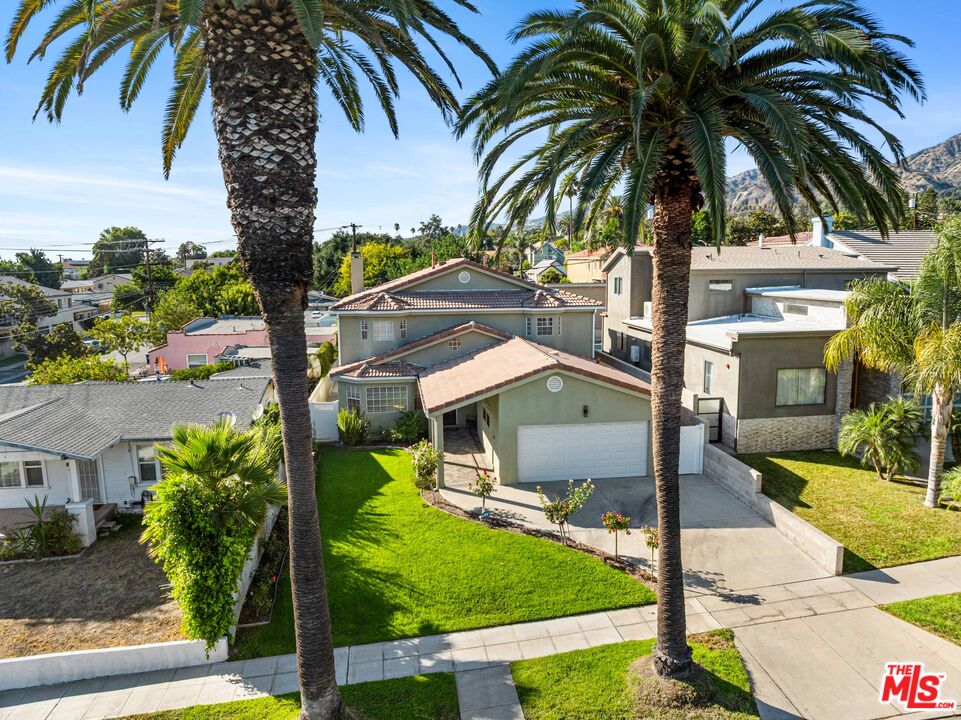 807 E Orange Grove Ave