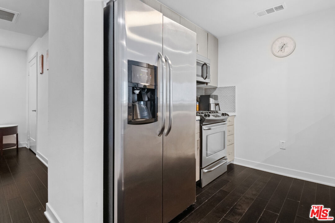436 S Virgil Ave Unit: 501