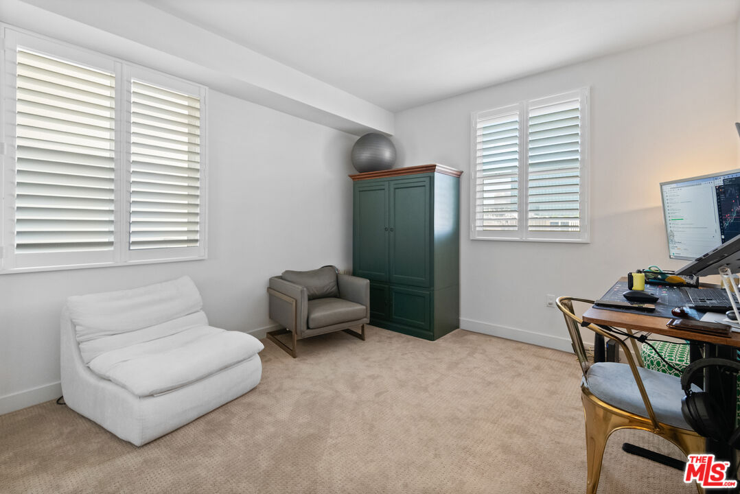 436 S Virgil Ave Unit: 501