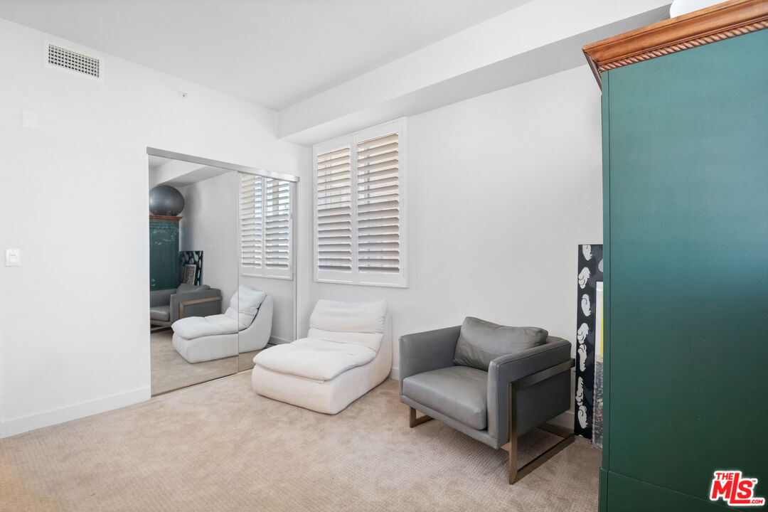 436 S Virgil Ave Unit: 501